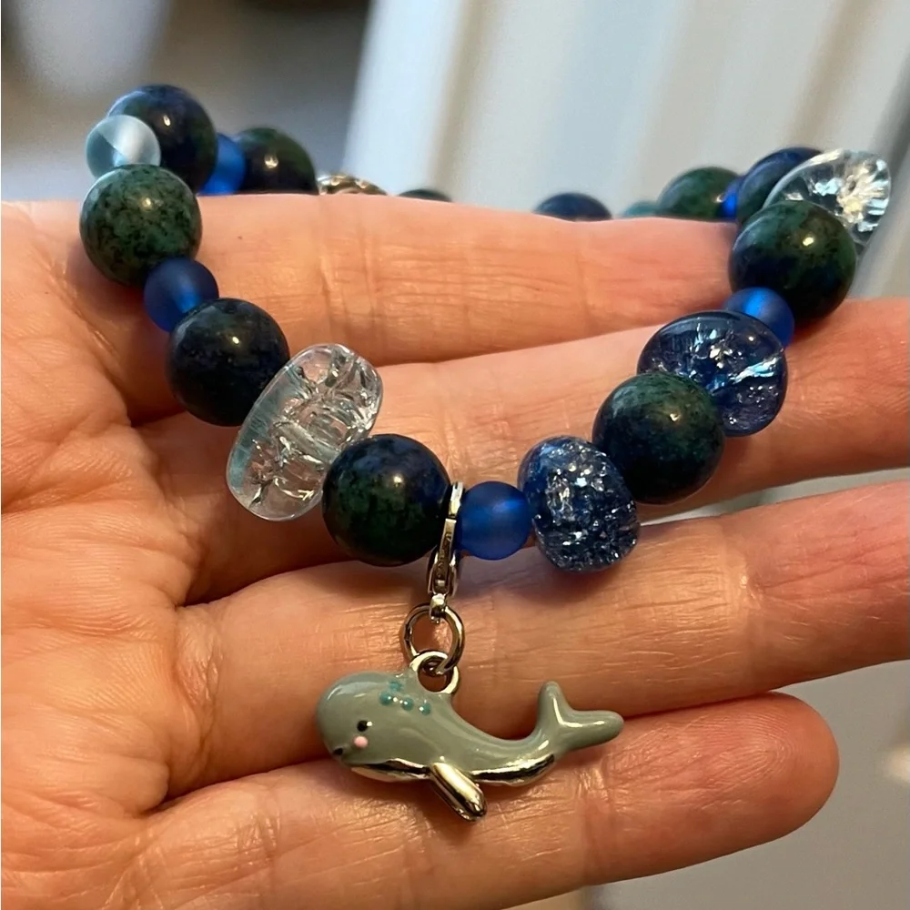 Blue Beaded Stretch Bracelet with Whale Charm - Picture 6 of 9